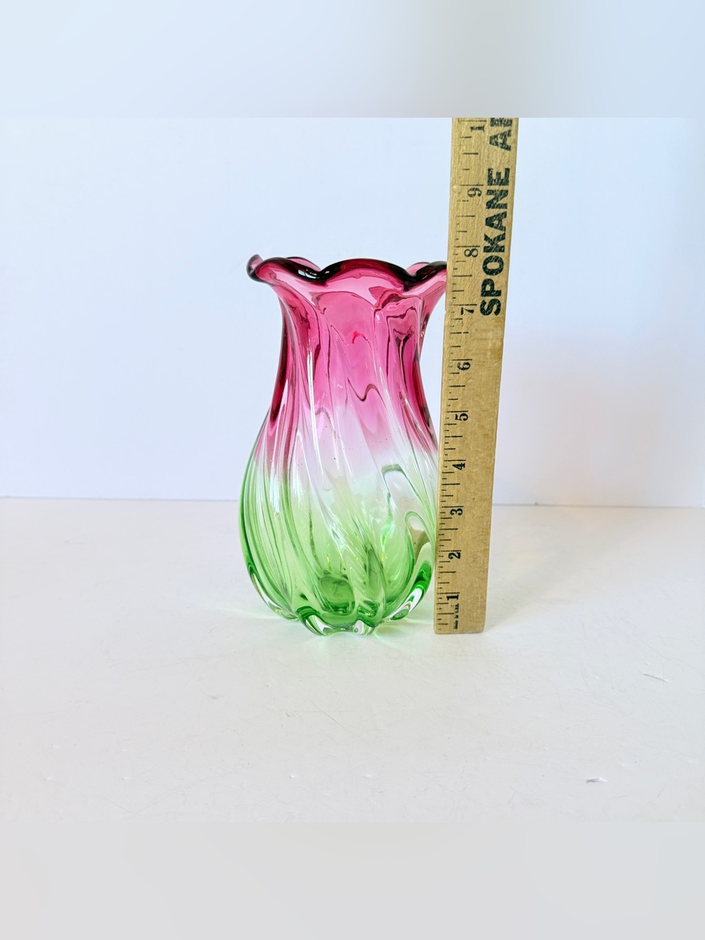 Vintage Teleflora Watermelon Swirl Hand Blown Art Glass Vase Ruffled - Picture 10 of 11